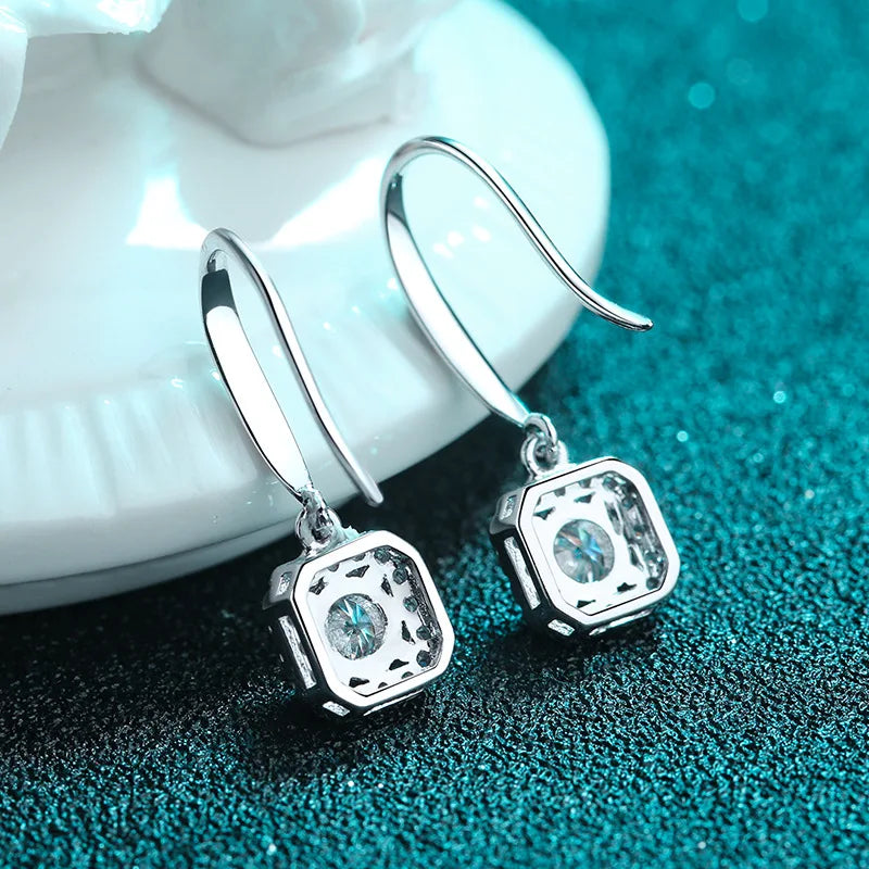 1CT Moissanite Earring, S925 Sterling Sliver Plated 18k White Gold Fine Jewelry Earrings For Woman